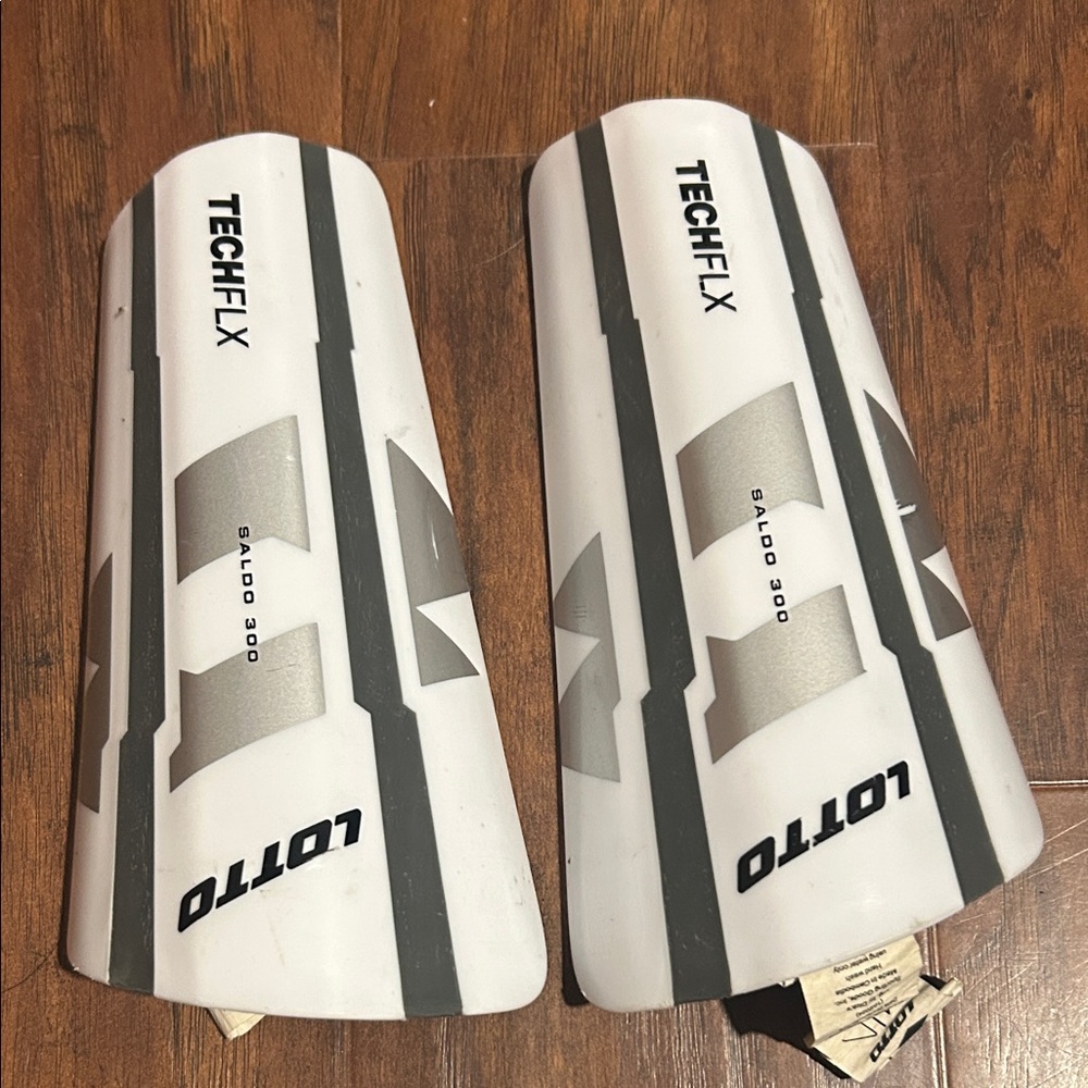 Lotto White and Gray Shin Guards